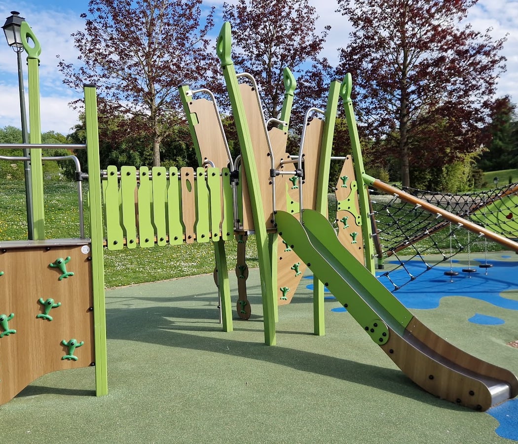 Playground Park of the Mainland 1